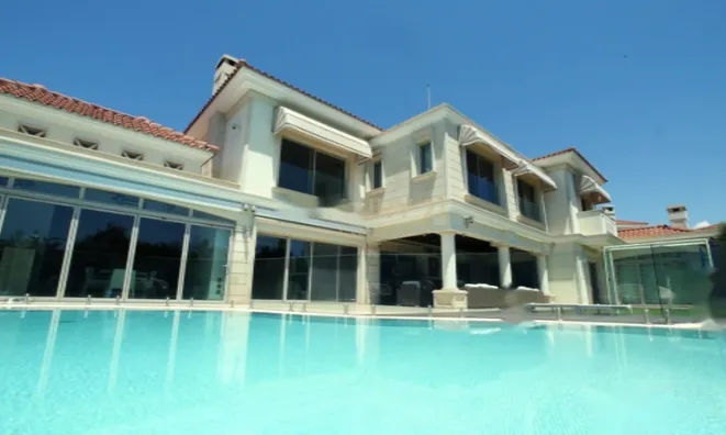 Недвижимость Beachfront 5 Bedroom Ultra-Luxury Villa in Agios Tychonas, Limassol: 21