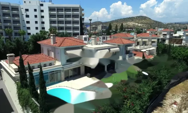Недвижимость Beachfront 5 Bedroom Ultra-Luxury Villa in Agios Tychonas, Limassol: 22
