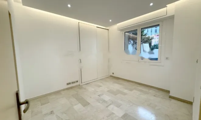 Недвижимость Apartment Monaco, Port: 6