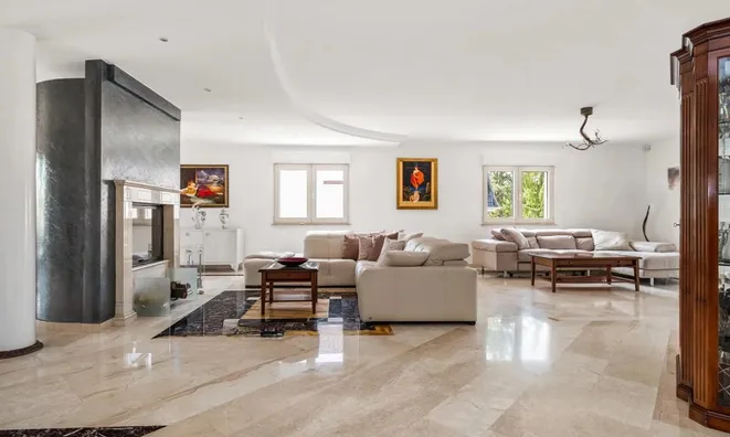 Недвижимость Detached house 5 bedrooms for sale in Hesperange: 2