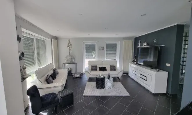 Недвижимость Detached house 4 bedrooms for sale in Niederfeulen: 4