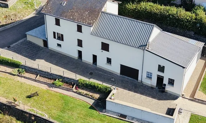 Недвижимость House 3 bedrooms for sale in Michelau: 1