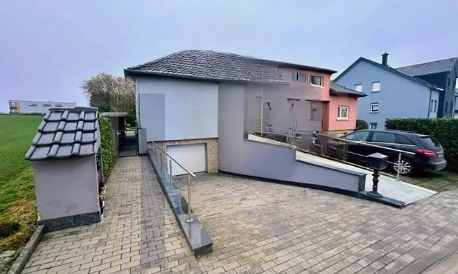 Недвижимость Detached house 5 bedrooms for sale in Sprinkange: 1