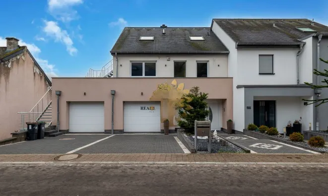 Недвижимость Semi-detached house 5 bedrooms for sale in Bastendorf: 1