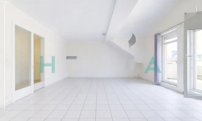 Недвижимость Duplex 3 bedrooms for sale in Luxembourg-Gasperich - Cloche d'or: 1