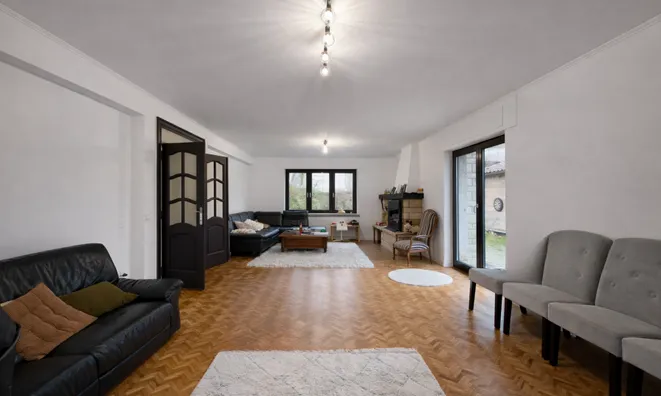 Недвижимость House 4 bedrooms for sale in Strassen: 3