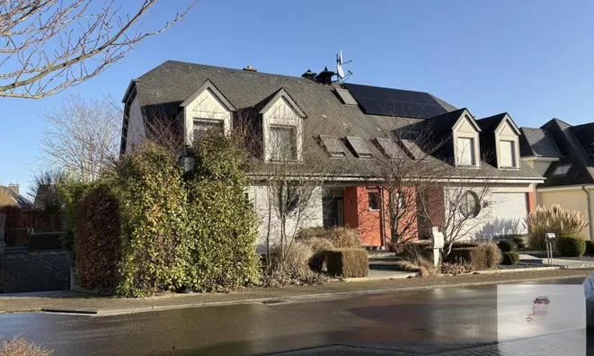 Недвижимость House 4 bedrooms for sale in Aspelt: 1