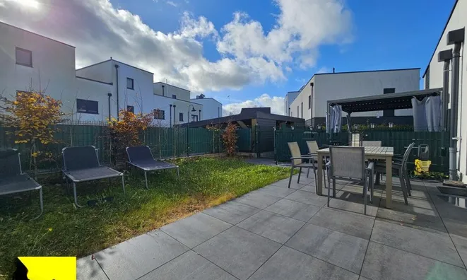 Недвижимость House 4 bedrooms for sale in Beaufort: 4