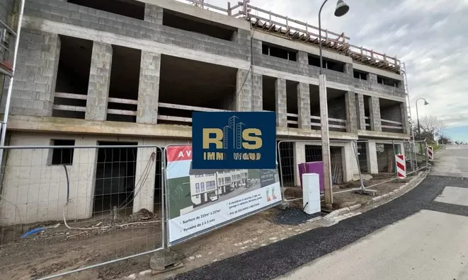 Недвижимость Detached house 3 bedrooms for sale in Hoesdorf: 1