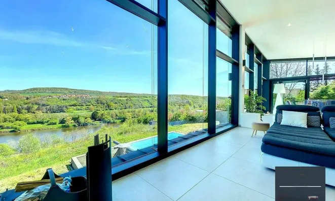 Недвижимость House 6 bedrooms for sale in Schengen: 6