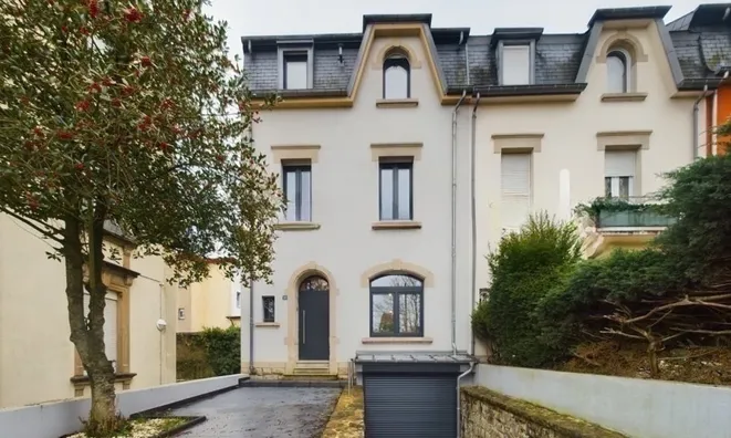 Недвижимость House 4 bedrooms for sale in Luxembourg-Verlorenkost: 1