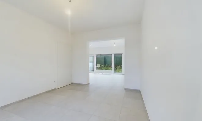 Недвижимость House 4 bedrooms for sale in Luxembourg-Verlorenkost: 5