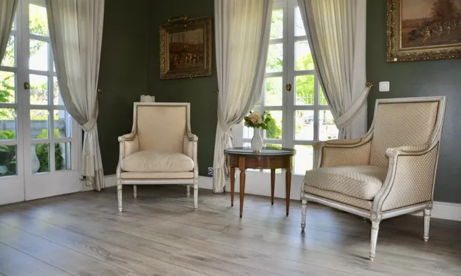 Недвижимость Villa 6 bedrooms for sale in Waldbredimus: 5