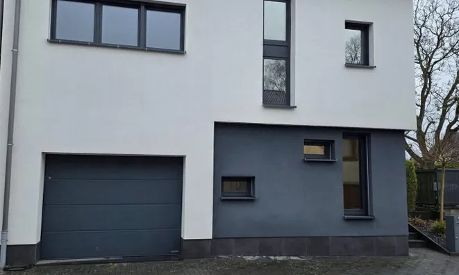 Недвижимость Semi-detached house 5 bedrooms for sale in Stegen: 1