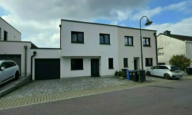 Недвижимость Semi-detached house 4 bedrooms for sale in Hosingen: 1