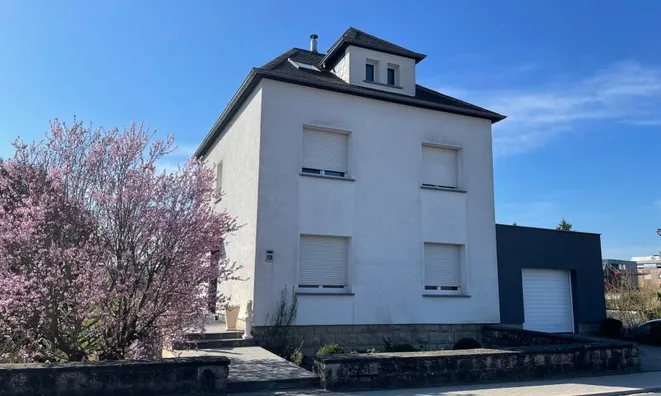 Недвижимость Detached house 4 bedrooms for sale in Wecker: 1