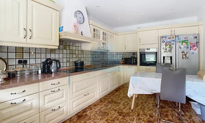 Недвижимость Detached house 6 bedrooms for sale in Tetange: 6