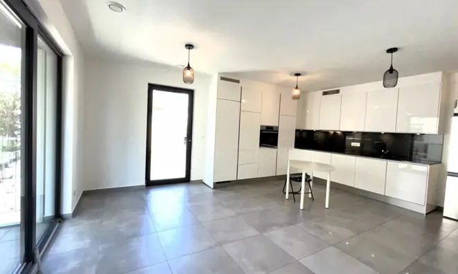 Недвижимость Apartment 1 bedroom for sale in Luxembourg-Bonnevoie: 2