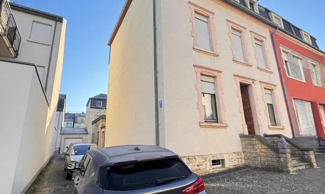 Недвижимость Semi-detached house 6 bedrooms for sale in Pétange: 1