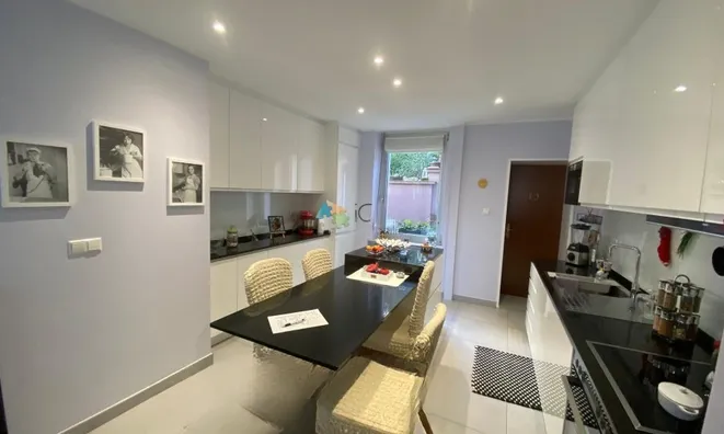 Недвижимость House 3 bedrooms for sale in Luxembourg-Neudorf: 2