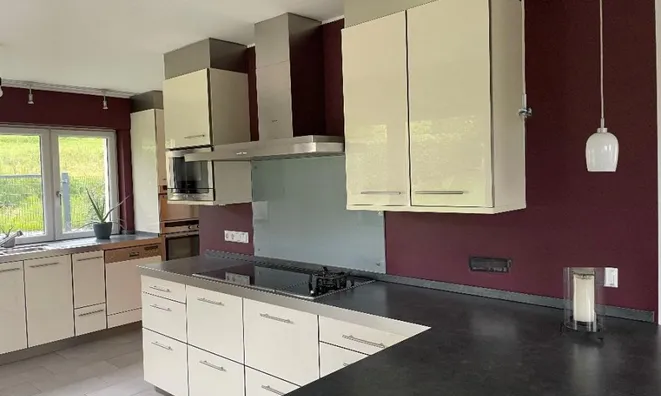 Недвижимость House for sale in Remerschen: 2