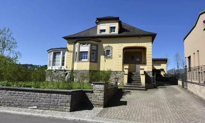 Недвижимость Detached house 5 bedrooms for sale in Weidingen: 1