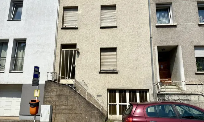 Недвижимость House 3 bedrooms for sale in Kayl: 1