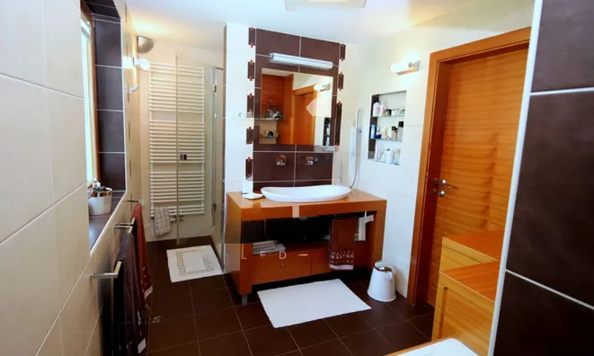 Недвижимость Двухэтажный дом Бегуне на Гореньскем: 21