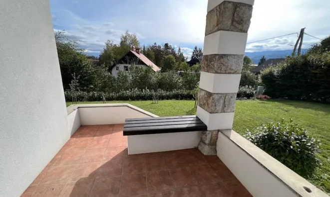 Недвижимость Дом, Блед: 17