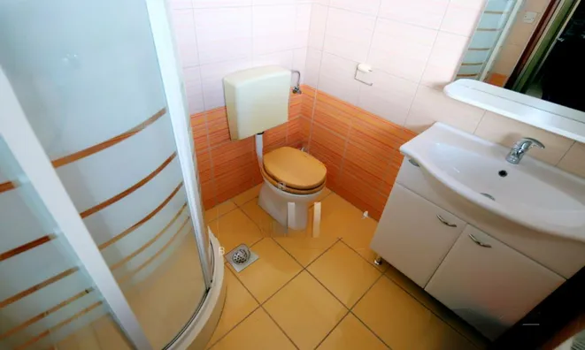 Недвижимость Дом, Блед.: 23