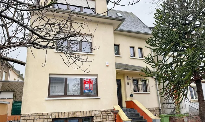 Недвижимость House 4 bedrooms for sale in Lamadelaine: 1