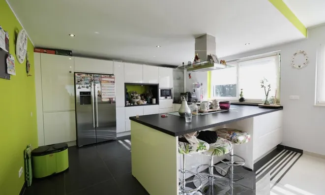 Недвижимость Semi-detached house for sale in Derenbach: 2