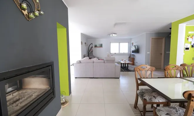 Недвижимость Semi-detached house for sale in Derenbach: 3