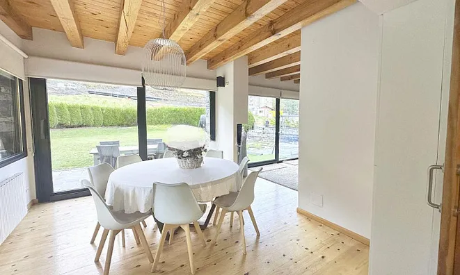 Недвижимость Luxury house in Ordino: 8