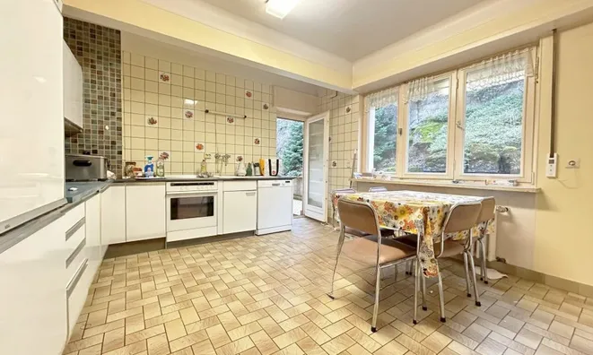 Недвижимость House 5 bedrooms for sale in Itzig: 6