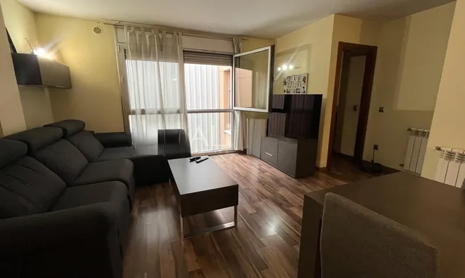 Недвижимость Central Encamp apartment with two bedrooms and parking: 2