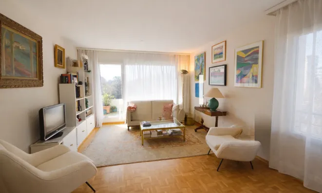 Недвижимость Apartment 4 rooms: 2