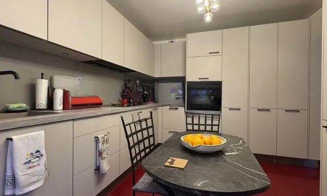 Недвижимость Apartment 4 rooms: 5