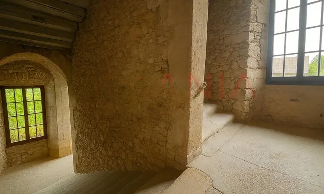 Недвижимость Apartment 6.5 rooms: 4