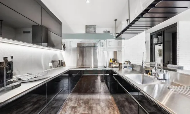 Недвижимость Apartment 6 rooms: 3