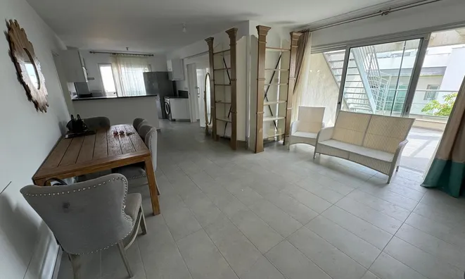 Недвижимость 3 Bedrooms Apartment For sale in Germasogeia, Limassol: 4