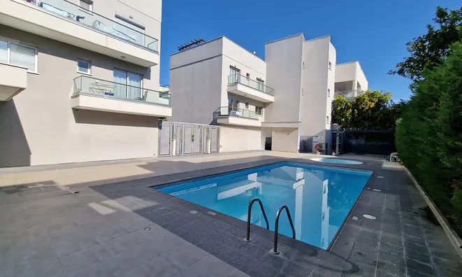 Недвижимость 3 Bedrooms Apartment For sale in Germasogeia, Limassol: 6