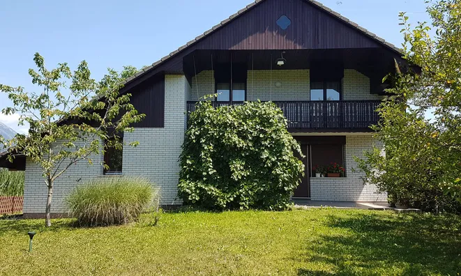 Недвижимость Дом, Блед: 1