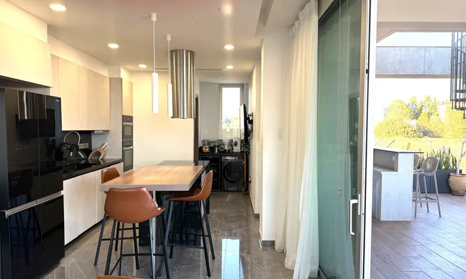 Недвижимость 3 Bedroom Penthouse For sale in Agios Athanasios, Limassol: 5