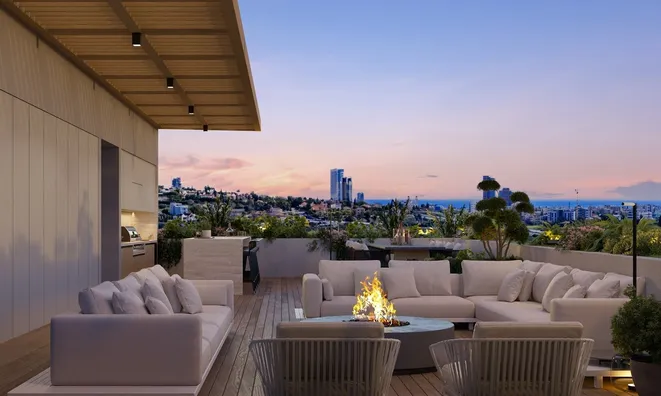 Недвижимость 2 Bedroom Penthouse Apartment For sale in Germasogeia, Limassol: 1