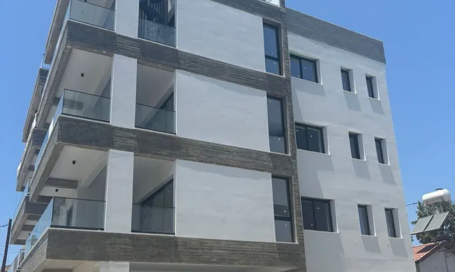 Недвижимость 2 Bedroom Penthouse For Sale in Mesa Geitonia, Limassol: 1