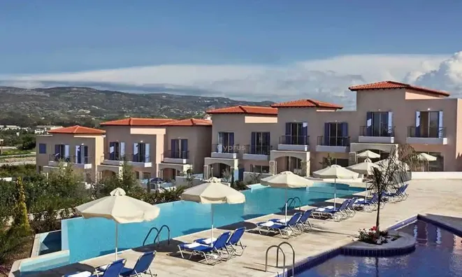 Недвижимость 3 Bedroom Townhouse in Prodromi, Paphos: 2