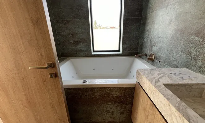 Недвижимость 4 Bedroom Villa For sale in Germasogeia, Limassol: 14