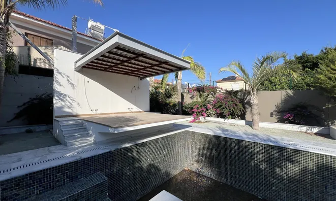 Недвижимость 4 Bedroom Villa For sale in Germasogeia, Limassol: 18