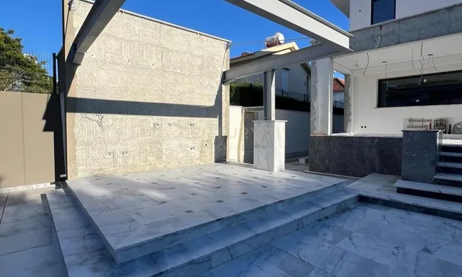 Недвижимость 4 Bedroom Villa For sale in Germasogeia, Limassol: 19